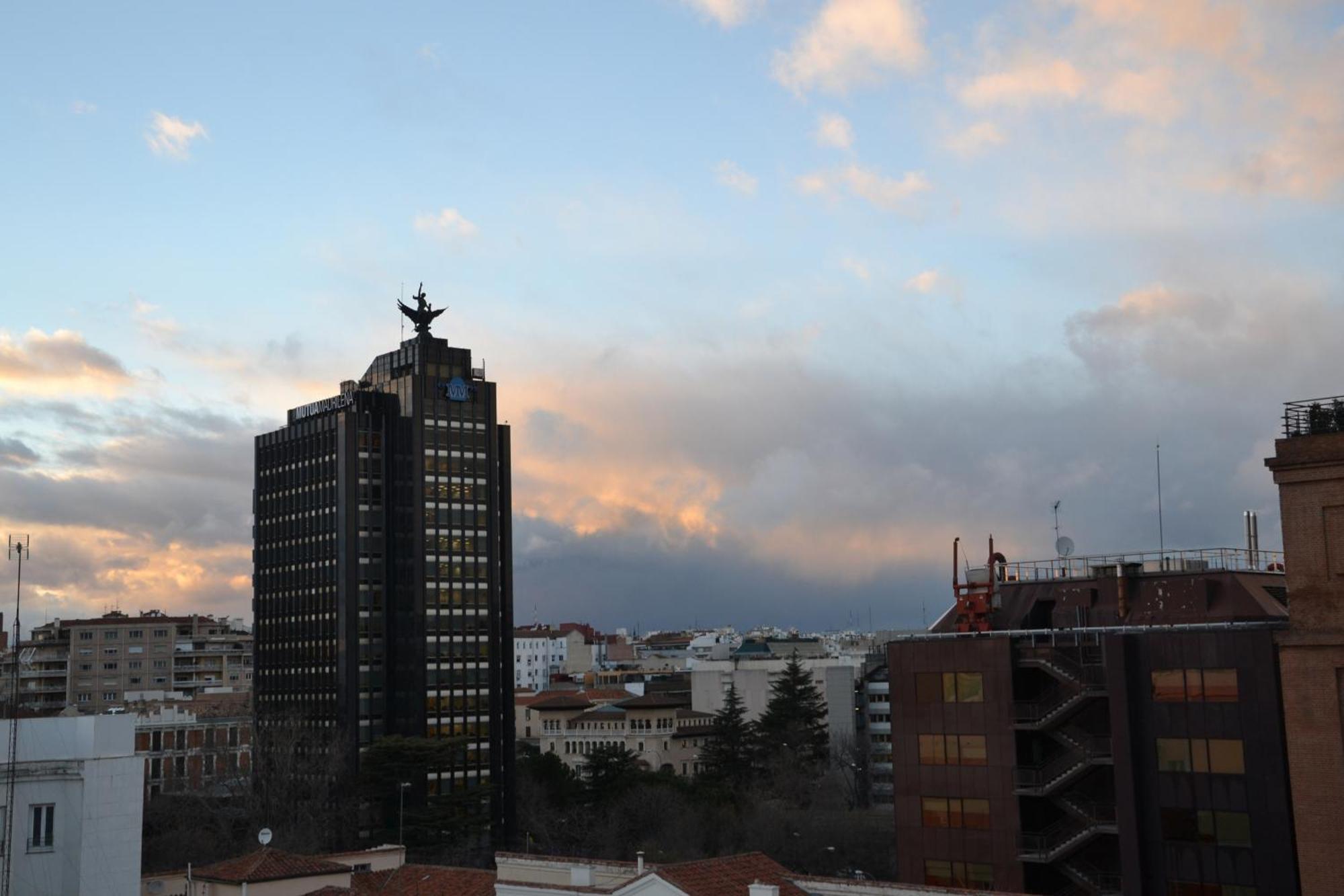 Hotel Serrano — Fotos 1